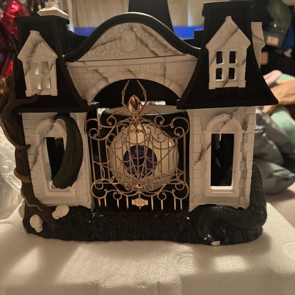 Bath and Body Works 2024 Luminary - Picture 3 of 3